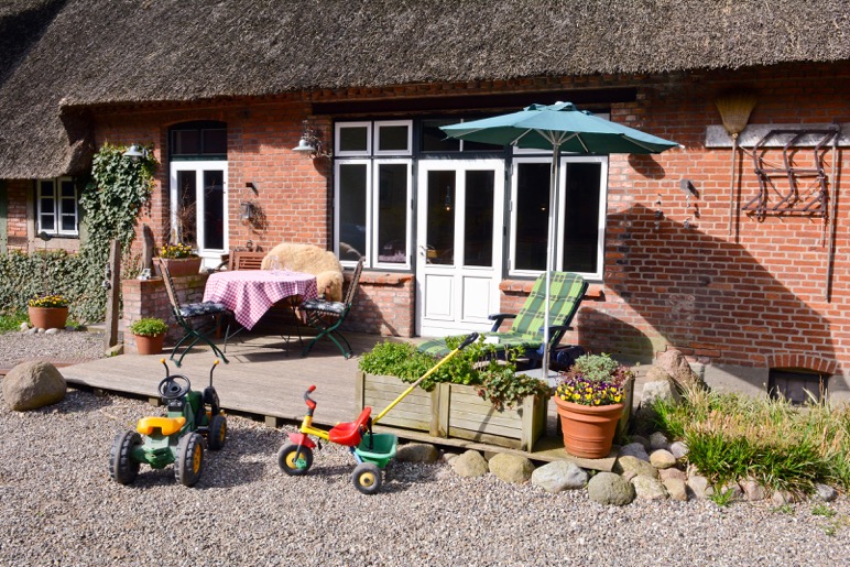 1-Hofwohnung-Terasse